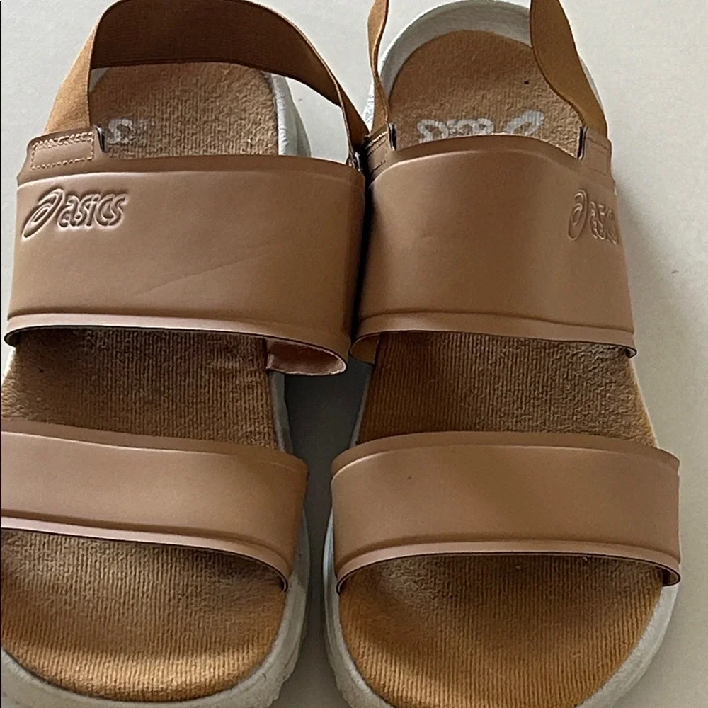 Asics tan caramel slip on elastic ankle strap size 12 Sandals - Picture 3 of 9